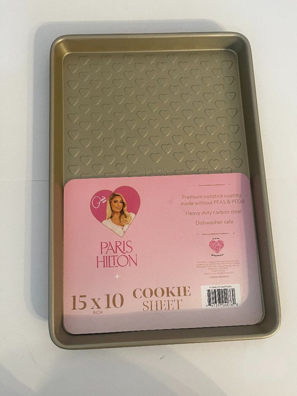 Paris Hilton 15x10 Heart Embossed Cookie Sheet Baking Pan New